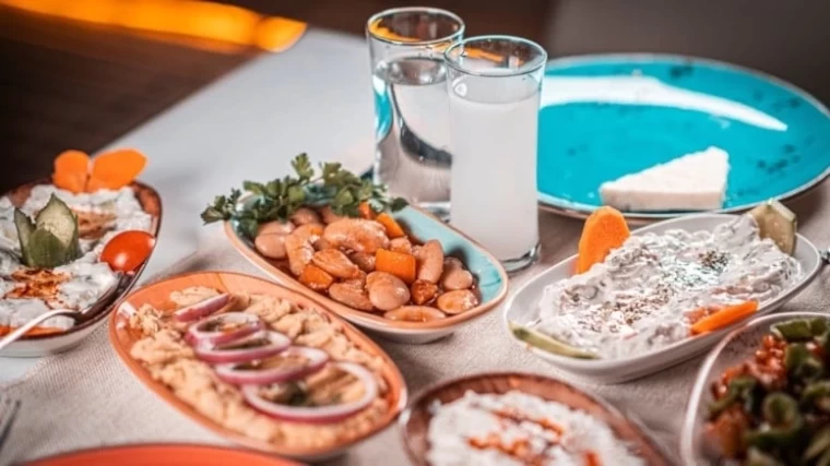 Rakı Fiyatlarına Zam Geldi: Yeni Liste Yayınlandı