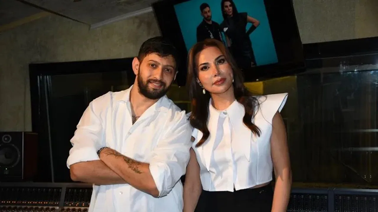 Ebru Yaşar'dan Yaz Sürprizi
